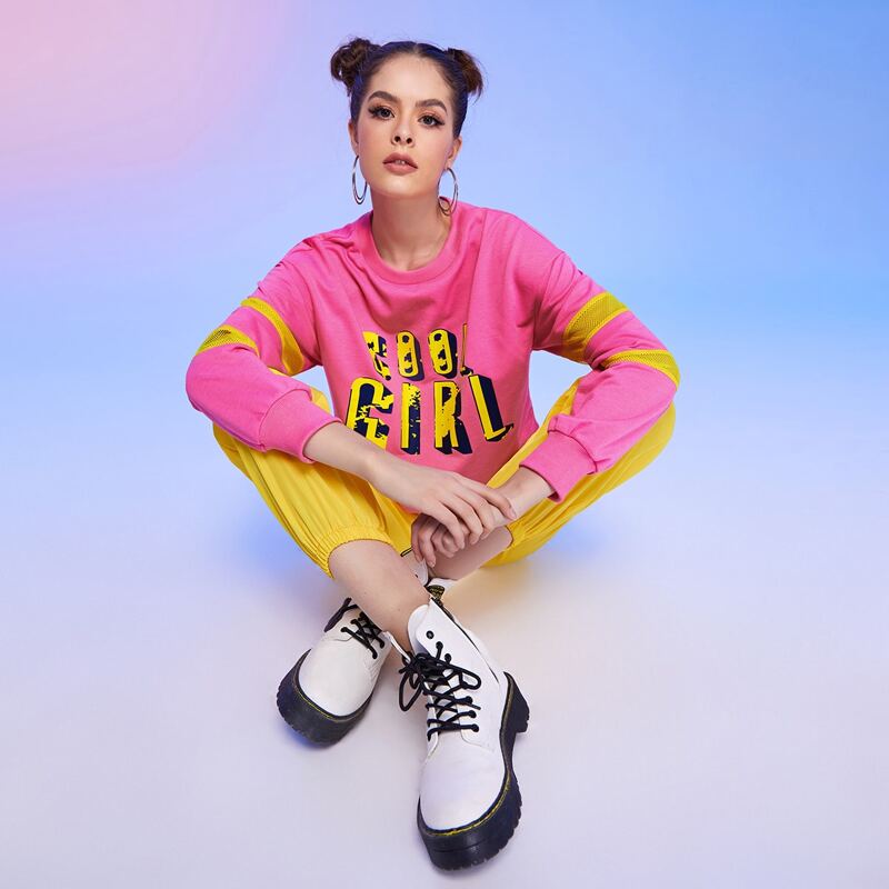 

Drop Shoulder Contrast Mesh Insert Letter Graphic Crop Pullover, Pink bright