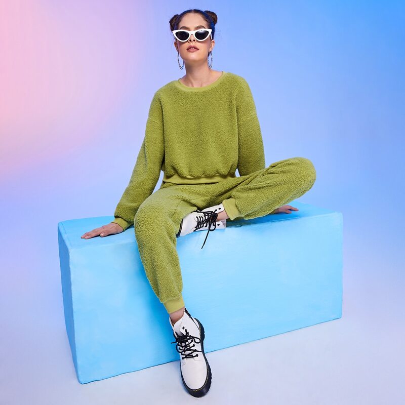 

Drop Shoulder Solid Teddy Pullover & Pants Set, Olive green