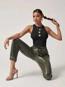 SHEIN BAE 素色合身短版背心上衣 - 黑色 - 查看 4