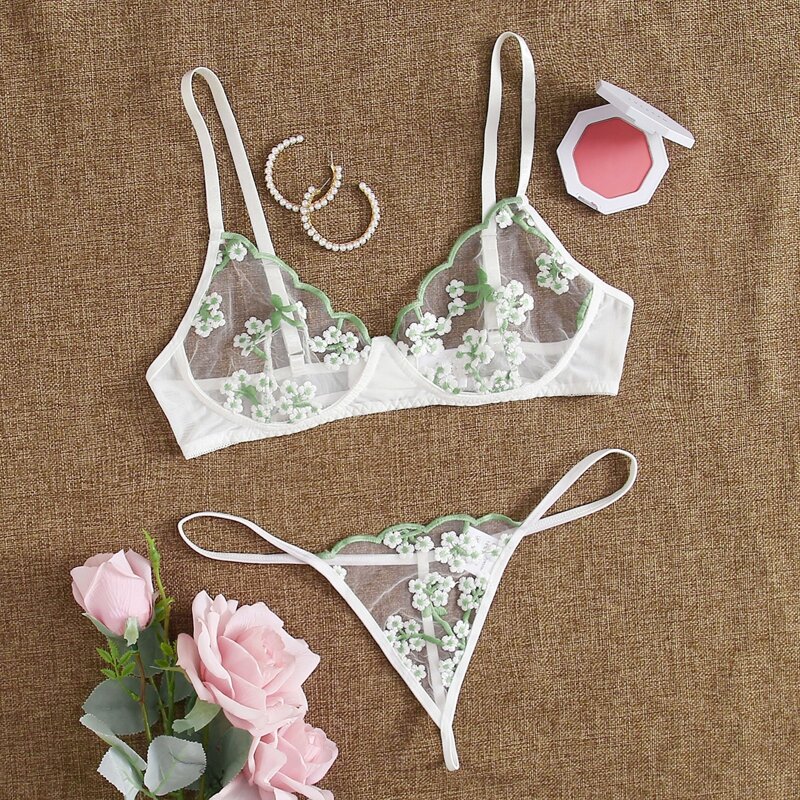 

Floral Embroidery Mesh Lingerie Set, Green