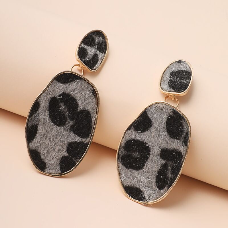

Leopard Pattern Geo Drop Earrings, Gold