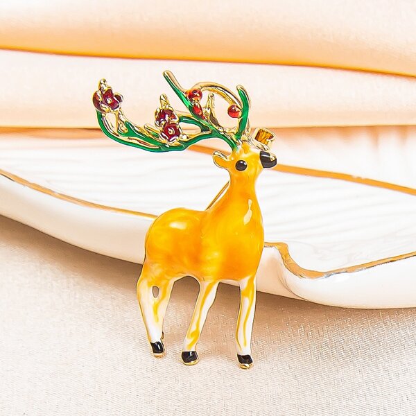 

Deer Design Brooch, Yellow