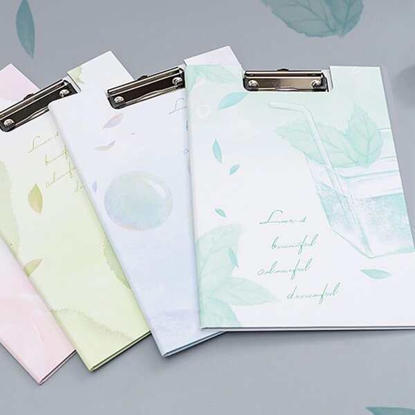 

1pc Random Pattern Clipboard, Multicolor