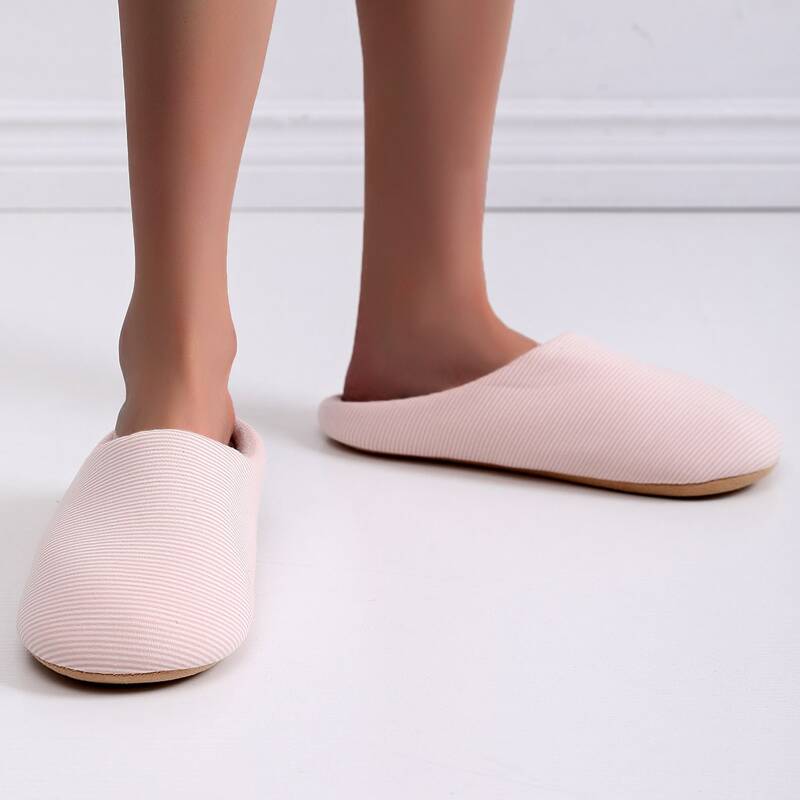 

Round Toe Striped Bedroom Slippers, Baby pink