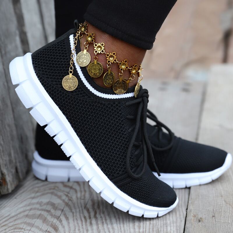 

Lace-up Decor Striped Trim Knit Sneakers, Black and white