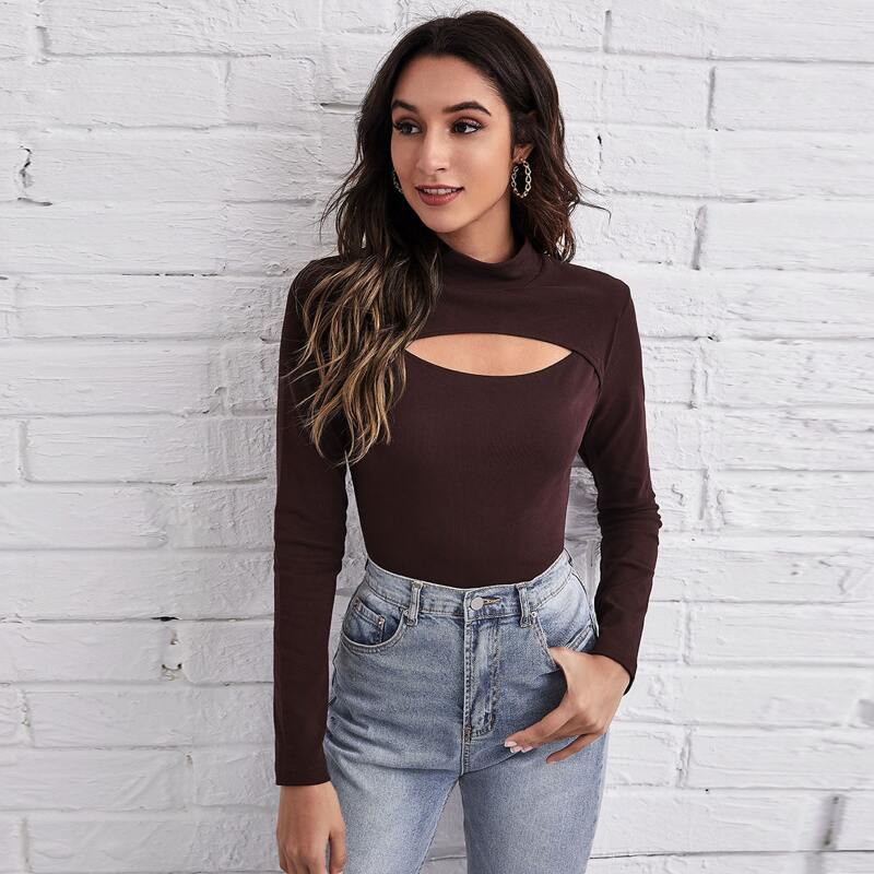 

Mock-neck Cutout Front Fitted Tee, Chocolate brown