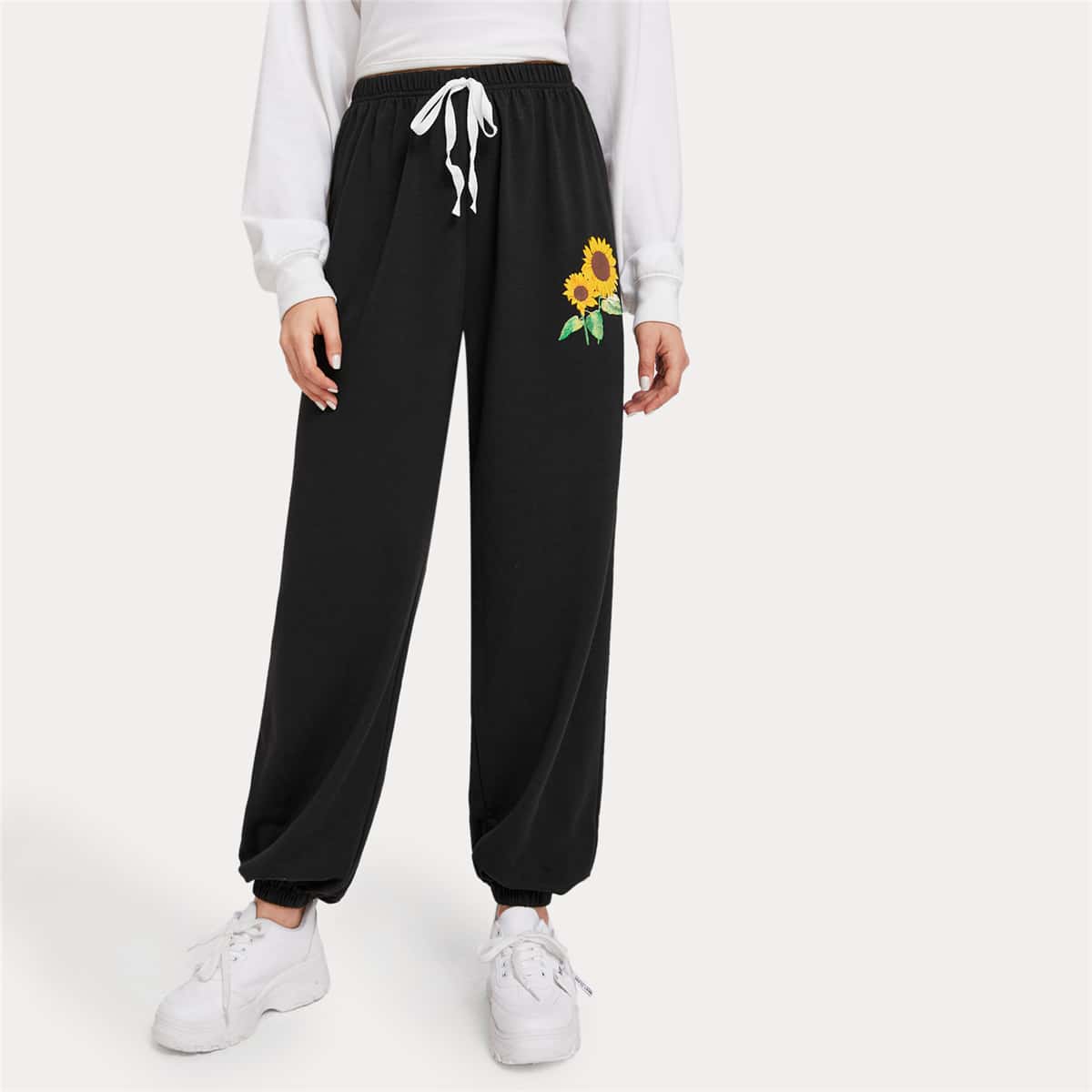 

Sunflower Graphic Tie Front Joggers, Black