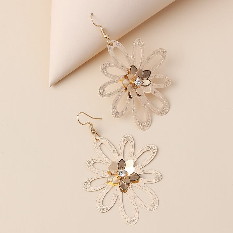 

Golden Flower Drop Earrings, Gold