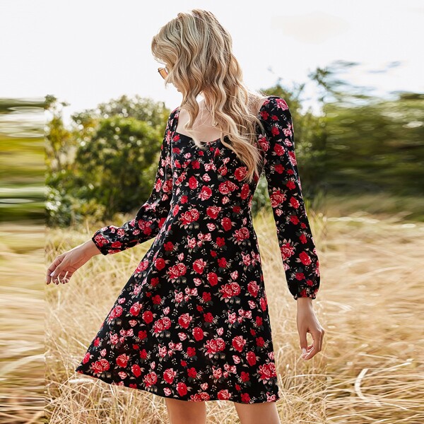 

Floral Sweetheart Neckline Dress, Multicolor