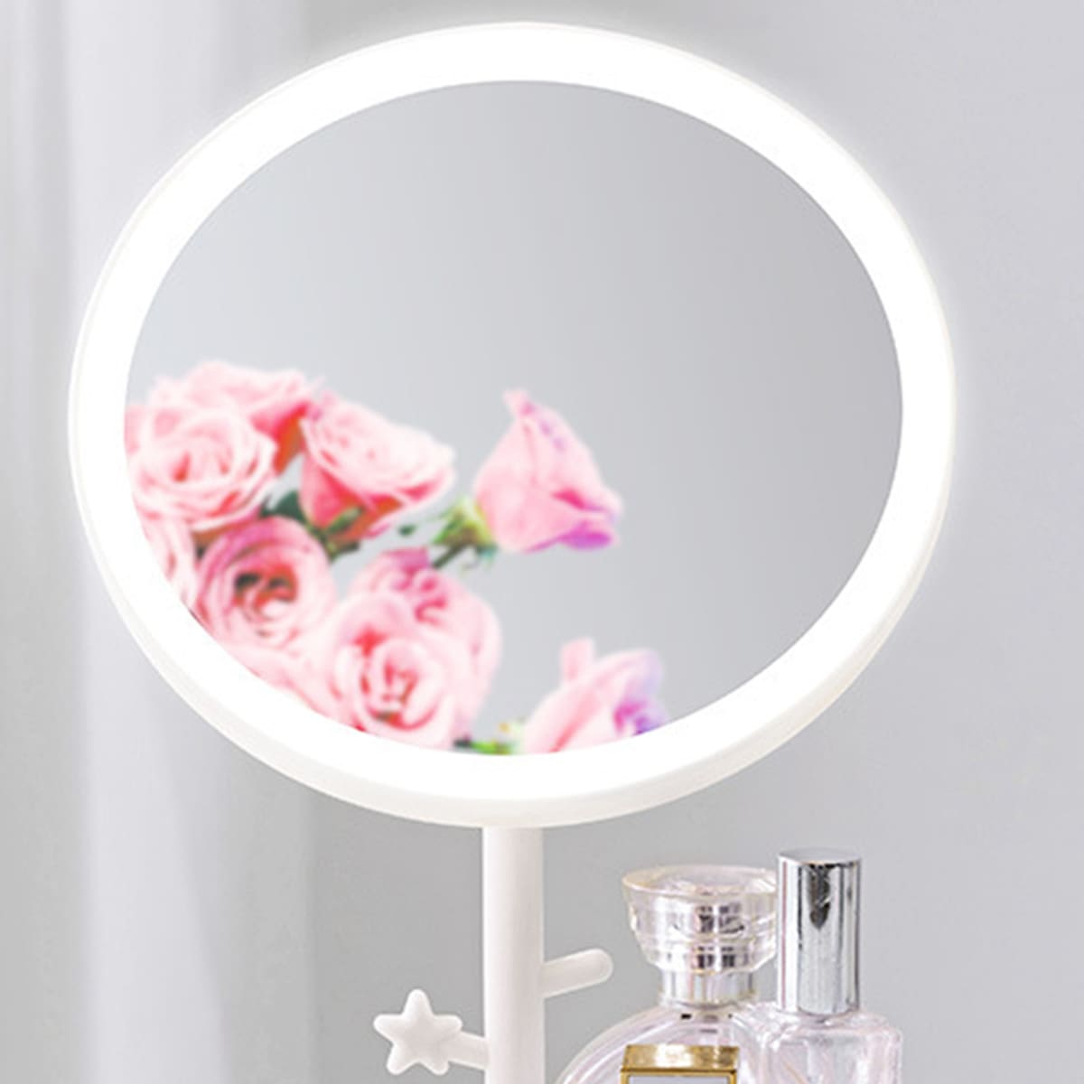 

Makeup Mirror With Lamp, White