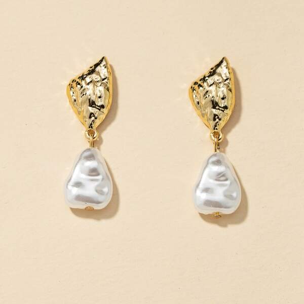 

Textured Metal Decor Faux Pearl Drop Earrings, Gold
