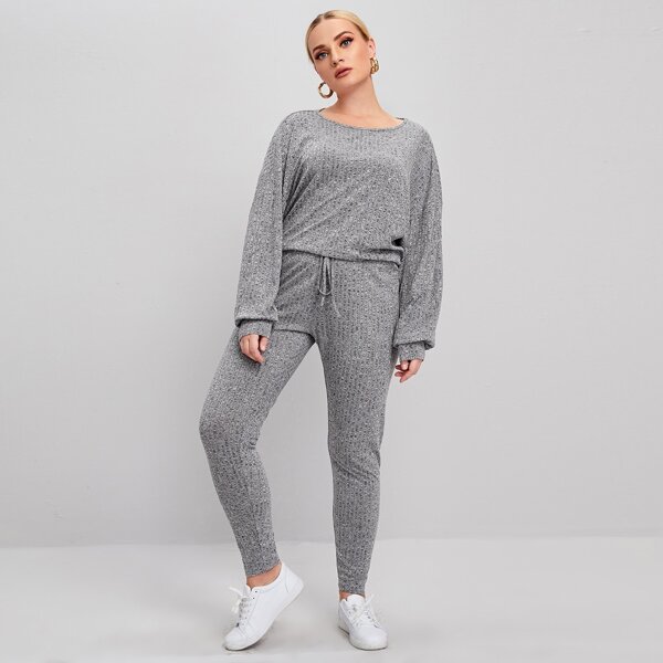 

Plus Drop Shoulder Tee & Knot Front Leggings Set, Grey