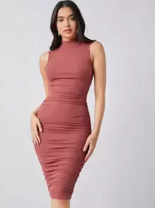 Silquee 小高領抽褶素色連衣裙