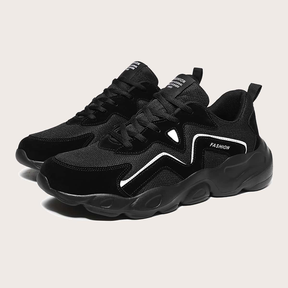 

Guys Lace-up Front Chunky Sneakers, Black