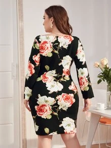 SHEIN Clasi 大碼v領貝殼邊花卉圖案連衣裙