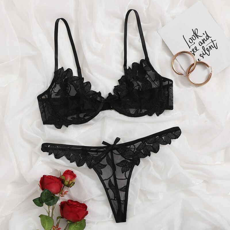 

Plus Embroidered Mesh Underwire Lingerie Set, Black