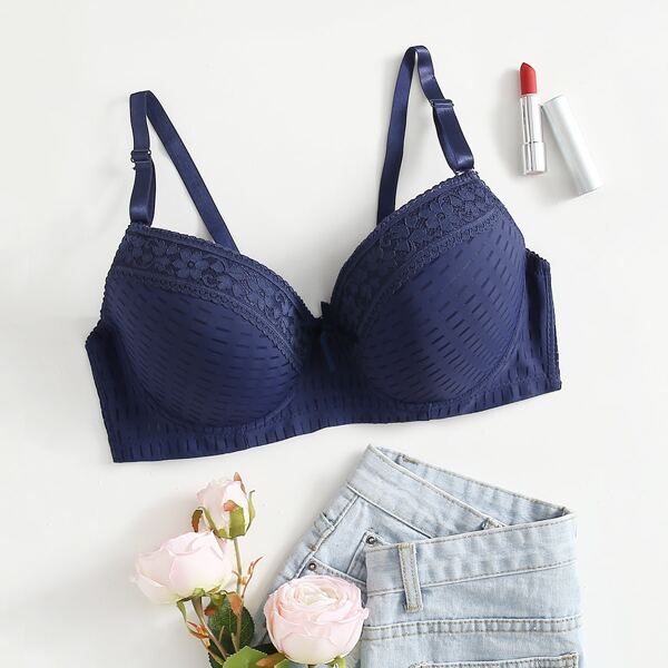 

Plus Contrast Lace Underwire Full Cup Bra, Navy blue