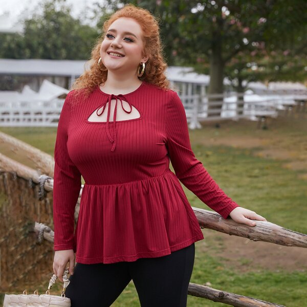 

Plus Peekaboo Tie Neck Peplum Tee, Burgundy