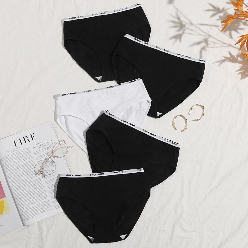

5pack Letter Tape Trim Panty Set, Black and white