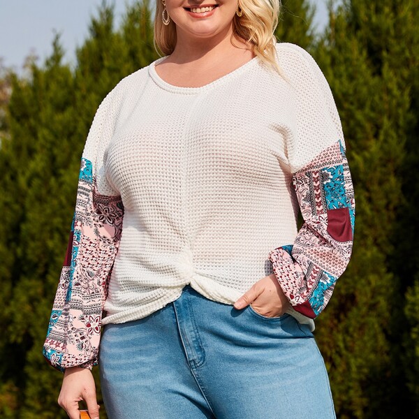 

Plus Twist Hem Contrast Sleeve Tee, White