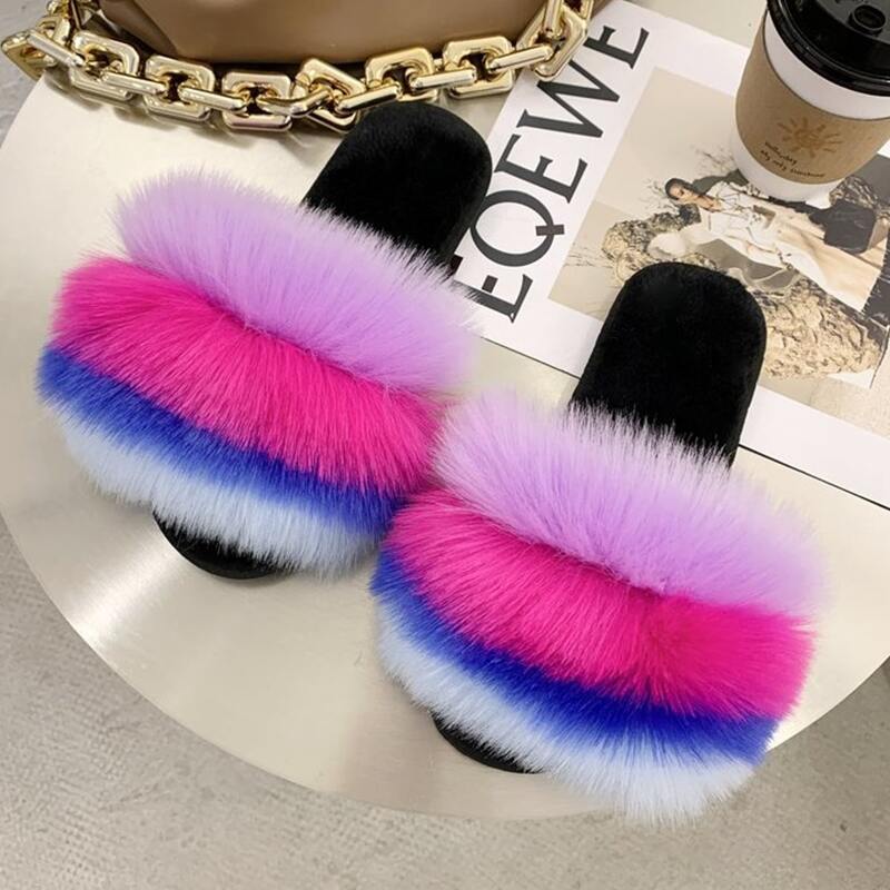 

Colorblock Fluffy Slippers, Multicolor