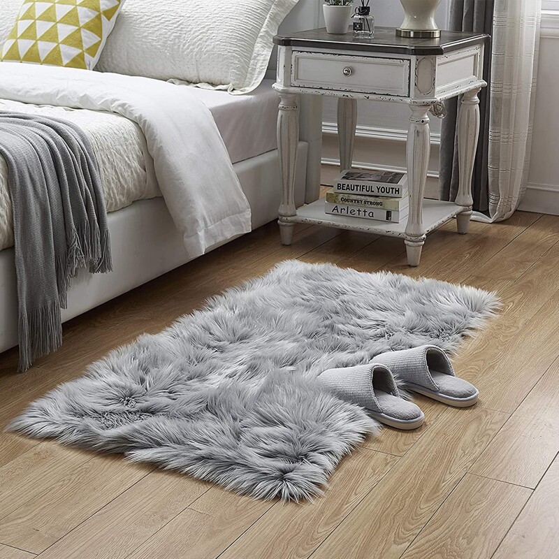 

Solid Color Plush Carpet, Grey