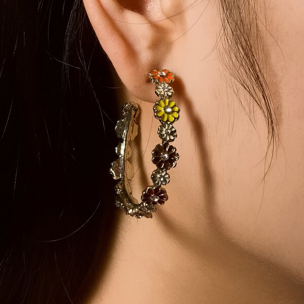 

Flower Decor Cuff Hoop Earrings, Multicolor