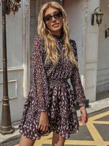 SHEIN Clasi 滿版圖案打褶腰多層次下擺A字型洋裝