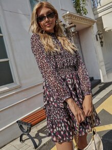 SHEIN Clasi 滿版圖案打褶腰多層次下擺A字型洋裝