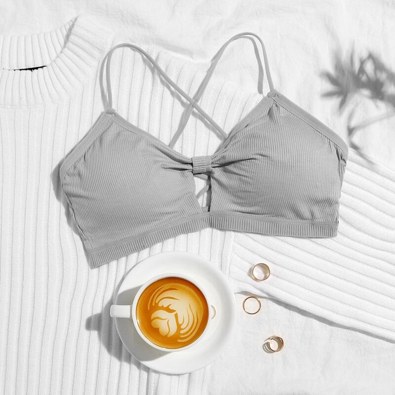 

Rib Keyhole Front Bralette, Grey