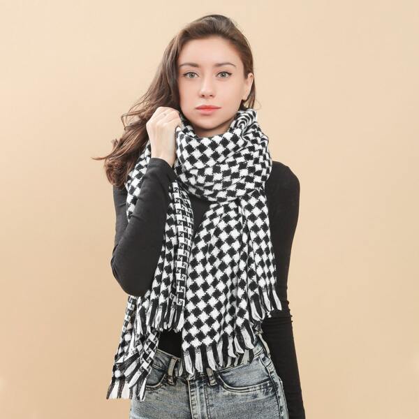 

Raw Hem Plaid Scarf, Black and white