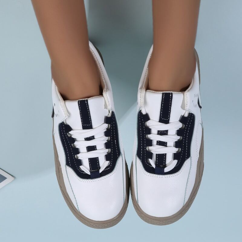

Lace Up Sneakers, Black and white