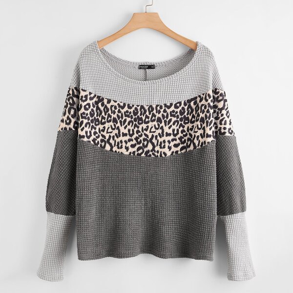 

Plus Leopard Colorblock Batwing Sleeve Tee, Multicolor