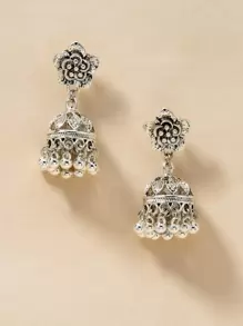 Aretes con colgante de campana