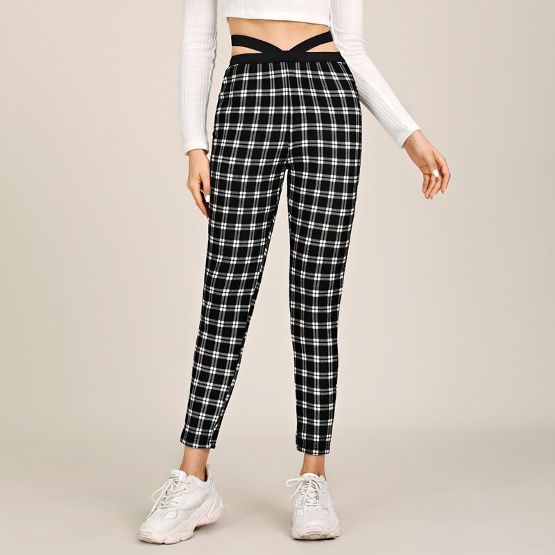 

Cut Out Elastic Waist Plaid Leggings, Black and white