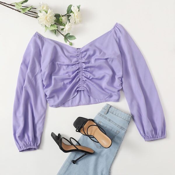 

Plus Ruched Front Sweetheart Neck Crop Blouse, Lilac purple