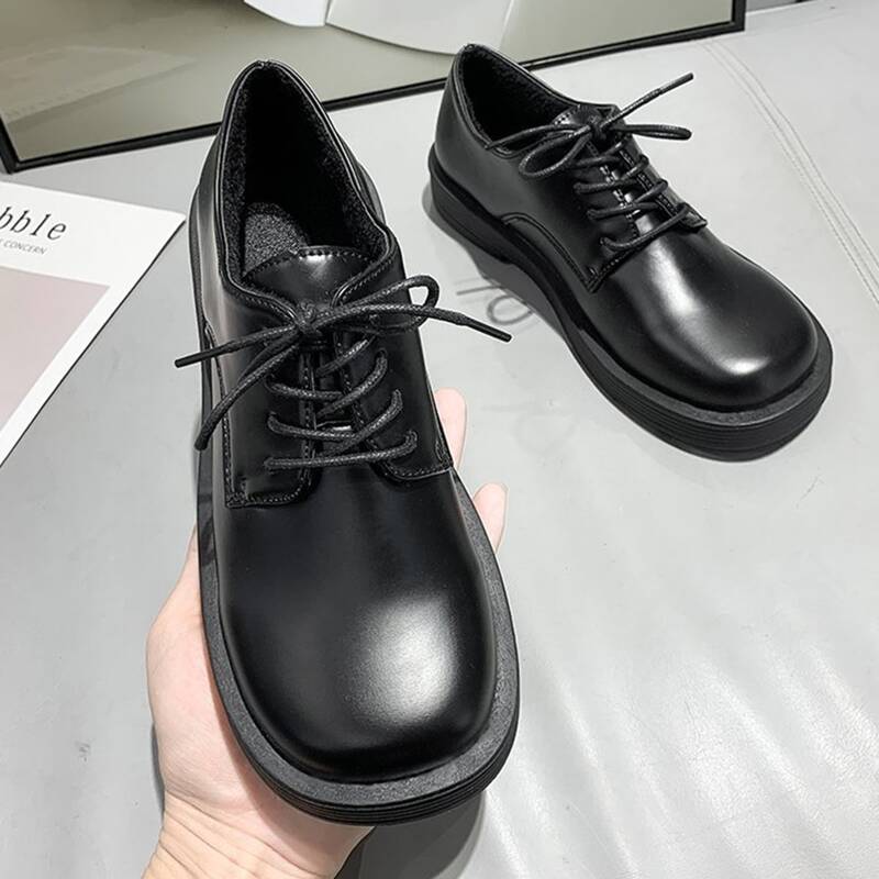 

Square Toe Lace-up Flats, Black
