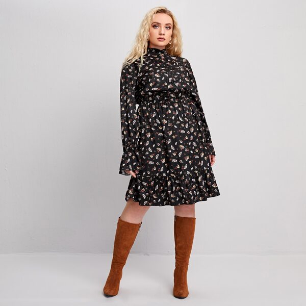 

Plus Allover Floral Print Ruffle Hem Dress, Black