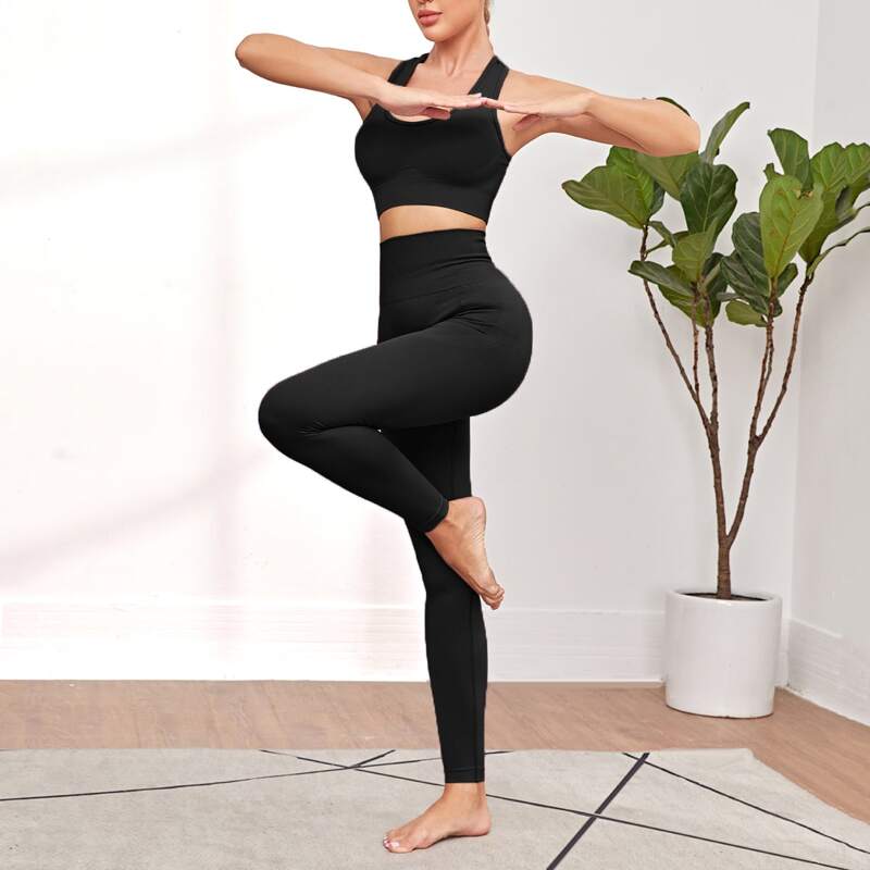 

Seamless Racer Back Sports Bra & Leggings, Black