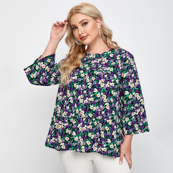 

Plus Allover Floral Ruffle Hem Babydoll Blouse, Multicolor