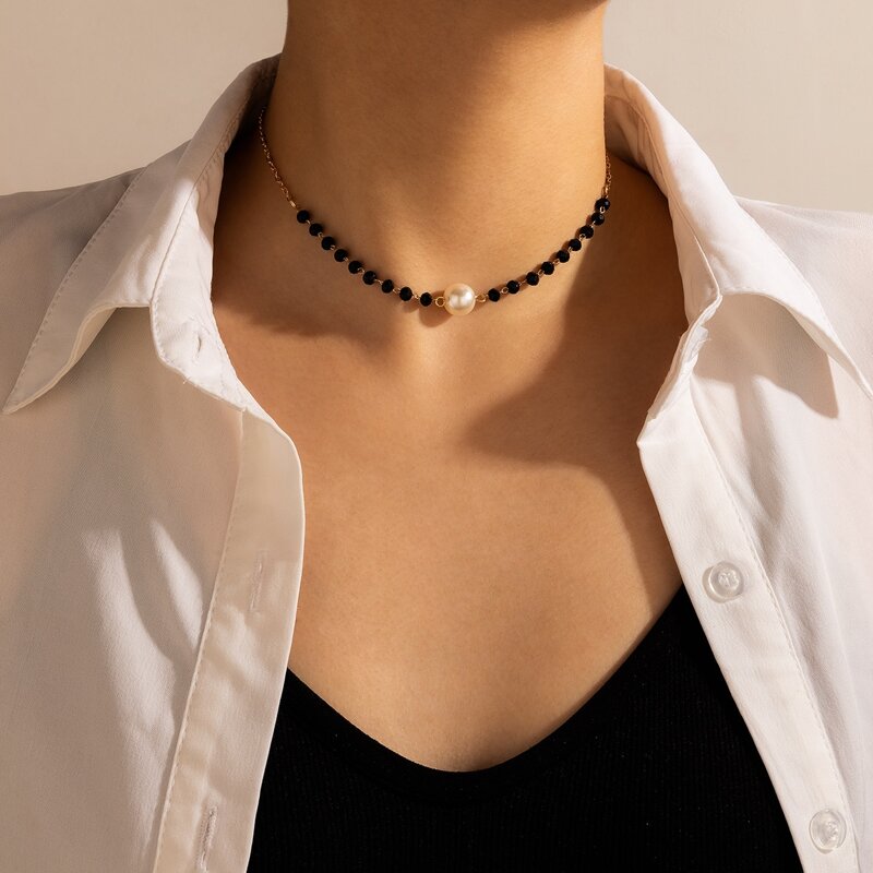 

Faux Pearl Charm Choker, Black