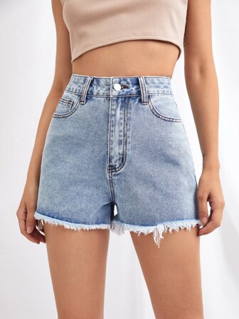 Short en jean effiloché