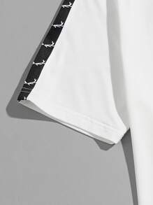 Manfinity VCAY 男士棉拼接側縫T恤和腰部抽繩束腳褲套裝 - 白色 - 查看 4