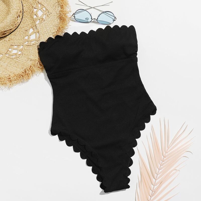 

Scallop Trim Bandeau One Piece Swimsuit, Black