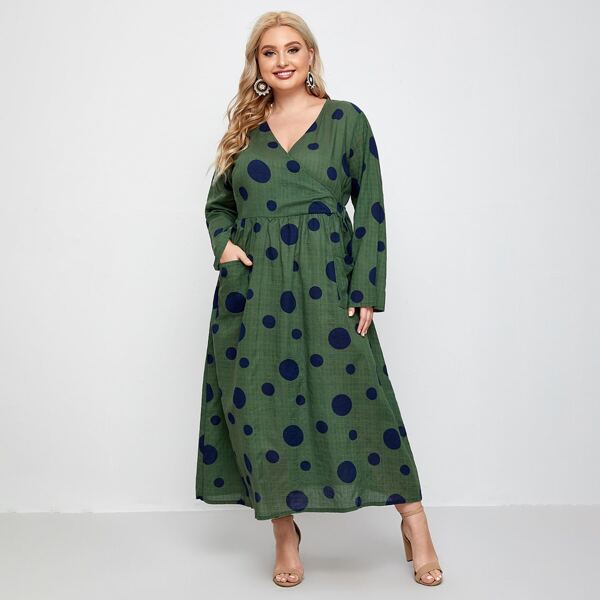 

Plus Polka Dot Dual Pocket Surplice Front Dress, Green