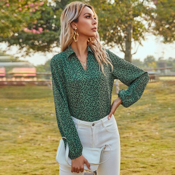 

Allover Print Bishop Sleeve Blouse, Dark green