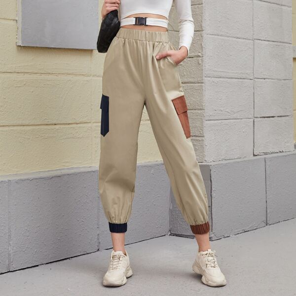

Contrast Pocket Cargo Pants, Khaki