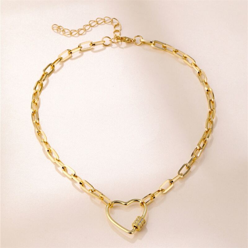 

Heart Link Chain Choker, Gold