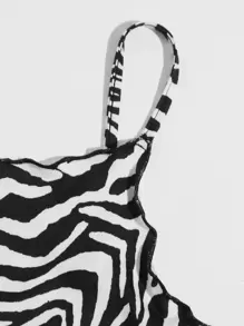 SHEIN EZwear 斑馬紋條紋生菜邊短版吊帶上衣 - 黑與白 - 查看 4