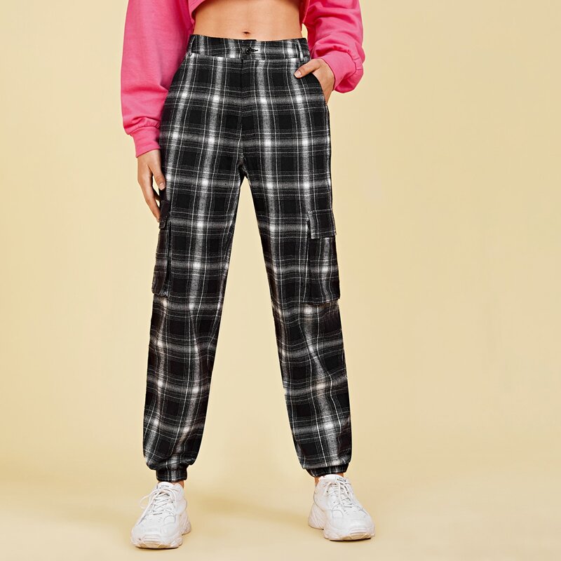 

Zipper Fly Flap Pocket Tartan Cargo Pants, Black and white
